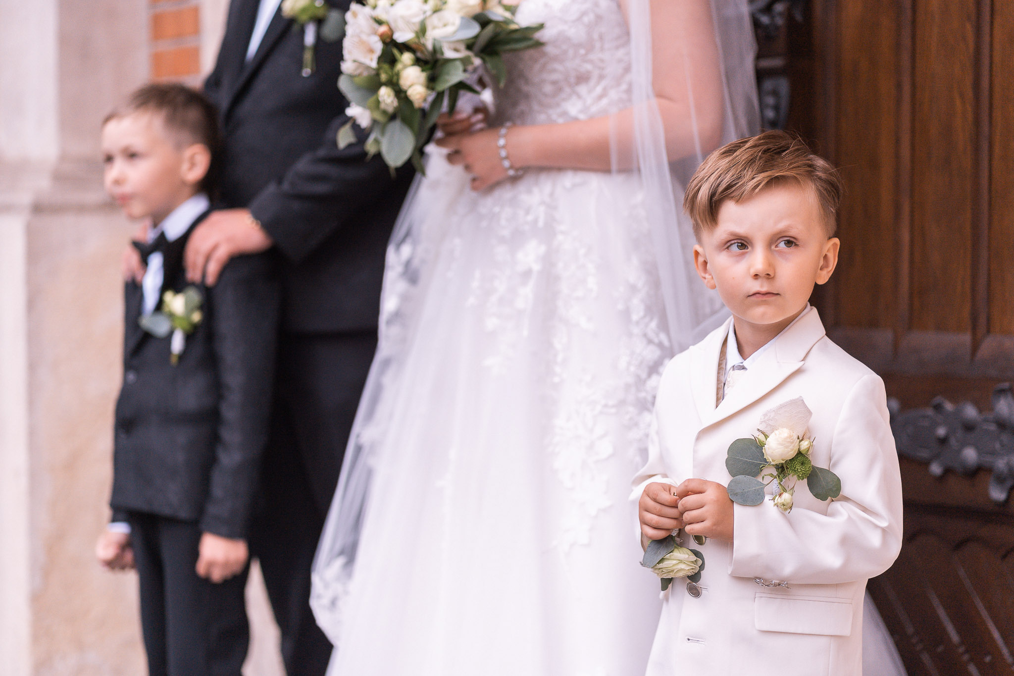 Ślub w krakowskim kościele: o czym warto wiedzieć, zanim wejdzie fotograf